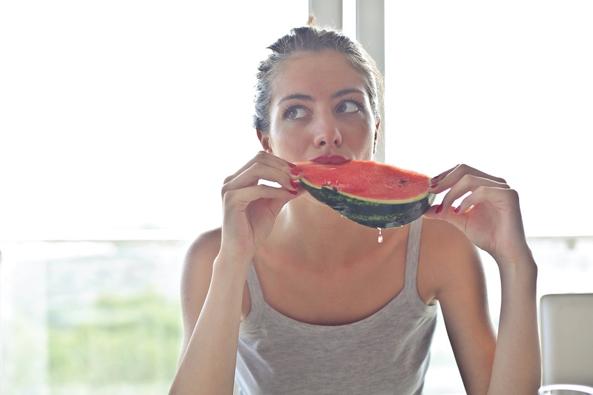 Salud bucodental en verano: ¡cuida tus dientes!